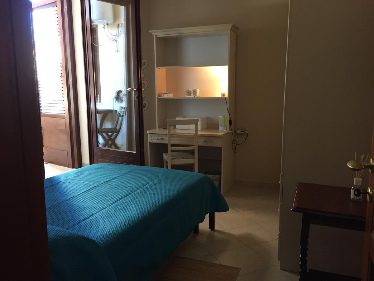 Sardinia Re Guest House Sassari Exterior foto
